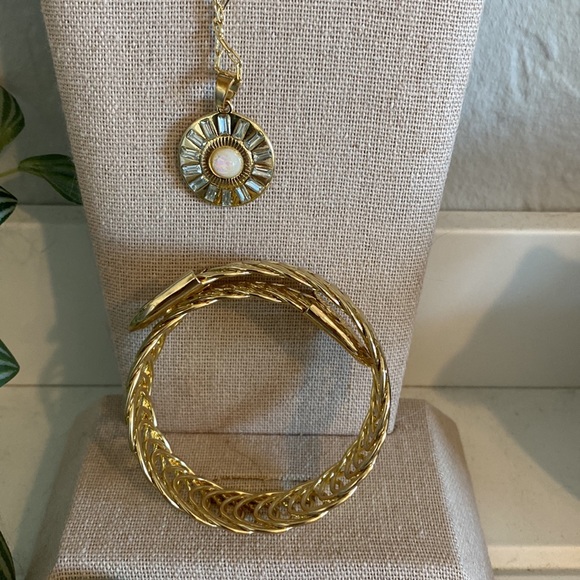 Opal Rhinestone Gold Necklace and Coil Bangle Bracelet #105 - Picture 6 of 9